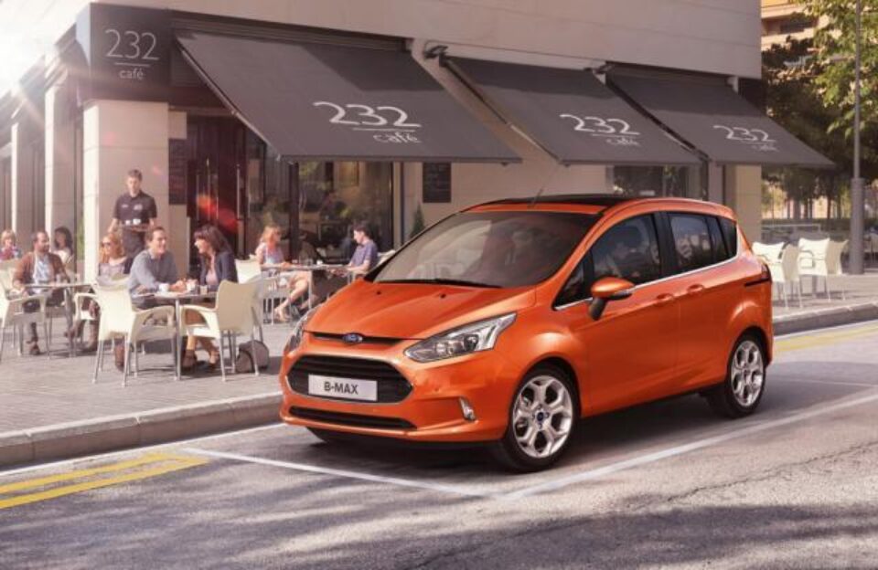 Ford B-MAX intră în segmentul MPV