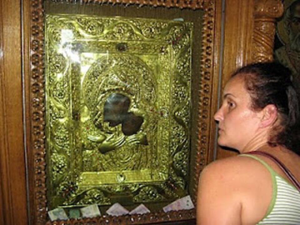 Icoana Făcătoare de Minuni a Maicii Domnului de la Mănăstirea Nămăești. Foto: ONDIANA
