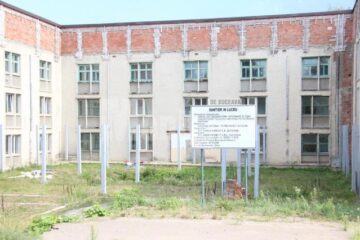Extinderea corpului de la Colegiul Petru Rareș a rămas nefinalizată Sala de sport a Colegiului Ștefan cel Mare, în construcție din 2008