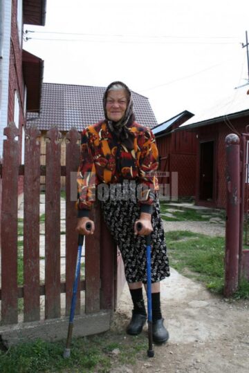 Verginia Dobrovolschi: „Mă uit pe uliță și sper să-mi văd nepotul venind acasă