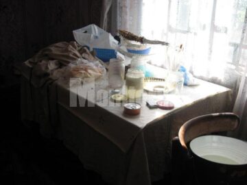 Iulian Cucu din Vornicenii Mici , la mila vecinilor