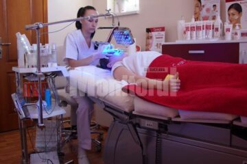 Cellu M6 Endermolab are și o a doua componentă, cea de endermolift –remodelare facială sau lifting facial nechirurgical