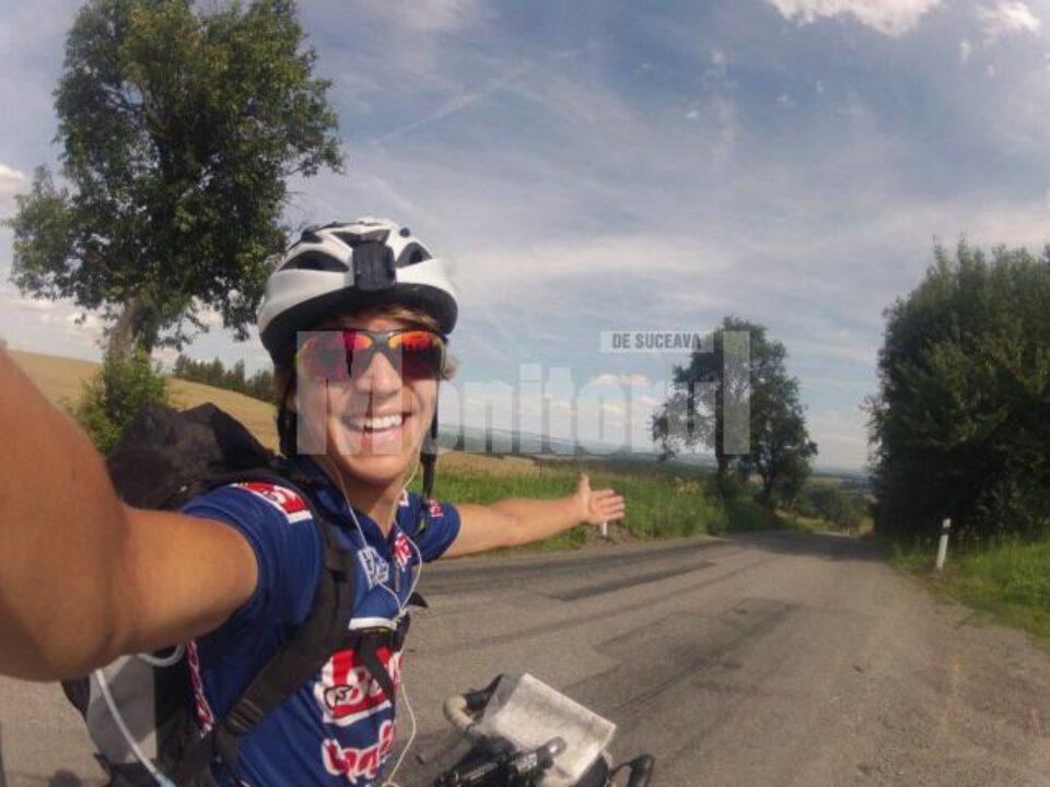 Tânărul de 19 ani a parcurs deja mare parte din traseul pe care și l-a propus