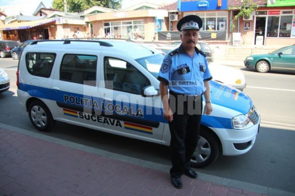 Patru autoturisme Dacia Logan MCV, cu șapte locuri, au intrat în dotarea Poliției Locale Suceava