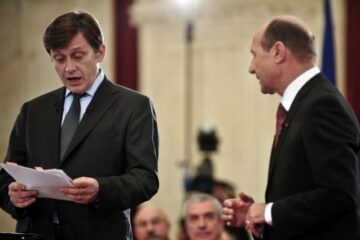 Antonescu: Mesajul meu este: nu vă temeți oameni buni, nu e sat fără câini România. Băsescu: Relax! Foto: MEDIAFAX
