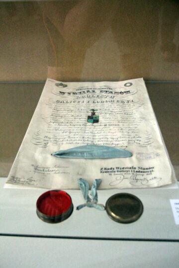 Expoziție dedicată istoriei armenilor din Suceava deschisa ieri la Muzeul de Istorie