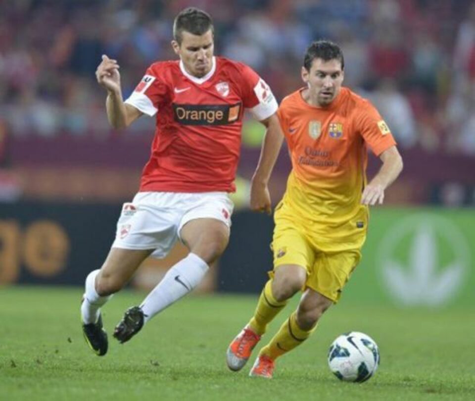 Messi a fost încurcat mai mult de terenul prost decât de adversarii de la Dinamo