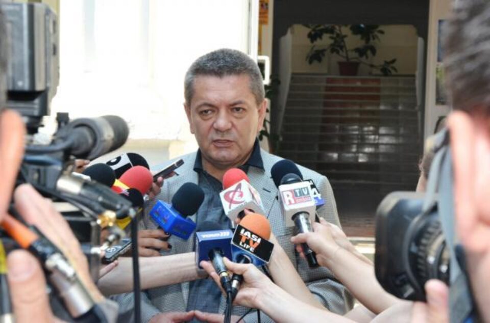 Ioan Rus: Cer scuze public acestor doi politicieni de anvergură, fete mari în România, că nu m-or presat în nici un fel
