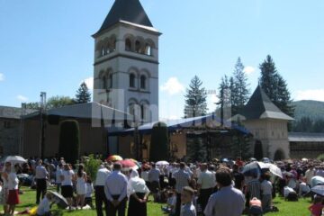 La hramul Mănăstirii Putna sunt așteptați și oaspeți din Ucraina