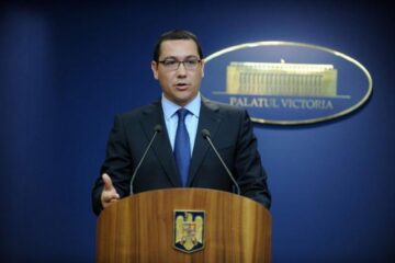 Prim-ministrul României, Victor Ponta, este așteptat mâine să participe la hramul Mănăstirii Putna. Foto: CAPR