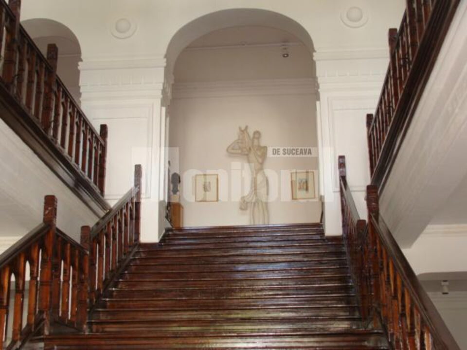 Ieri, Muzeul de Artă “Ion Irimescu” din Fălticeni s-a redeschis pentru vizitatori