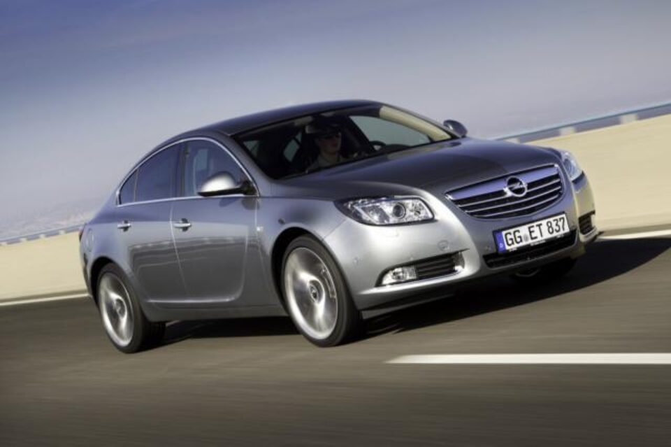 Opel Insignia are acum șasiu SuperSport