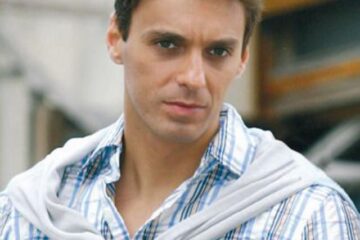 Mircea Badea a rămas fără permis, după ce a fost prins conducând cu 162 de kilometri pe oră
