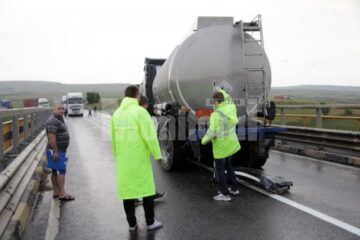 Autocisterna a suferit avarii minore