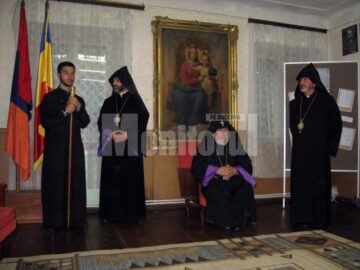Momentul inaugural al expoziției în prezența Patriarhului Catolicos Karekin al II-lea