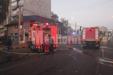Bulevardul 1 Mai a fost blocat de mașinile pompierilor
