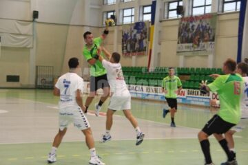 Handbaliștii suceveni dispută la acest sfârșit de săptămână ultimele meciuri de verificare înainte de startul campionatului