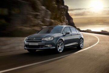 Citroen C5 adoptă noi tehnologii și linii de design împrospătate
