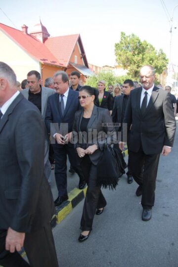 Cezar Preda, Vasile Blaga, Anca Boagiu și Orest Onofrei au participat la slujba de înmormântare