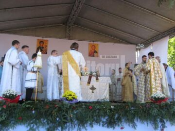 Slujba arhiereasca la biserica ortodoxa ucraineana de pe Zamca