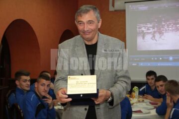 Ștefan Birtalan a primit o plachetă din partea clubului sucevean