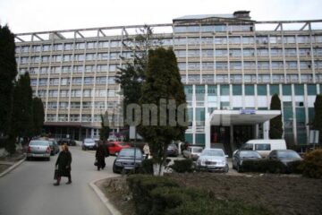 Ambulanța l-a transportat pe copil la Spitalul Județean Suceava