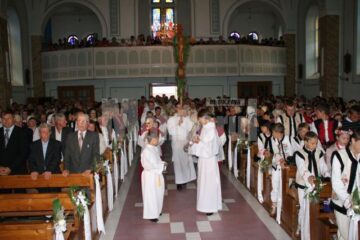 Procesiunea religioasa a durat aproximativ o oră si jumatate