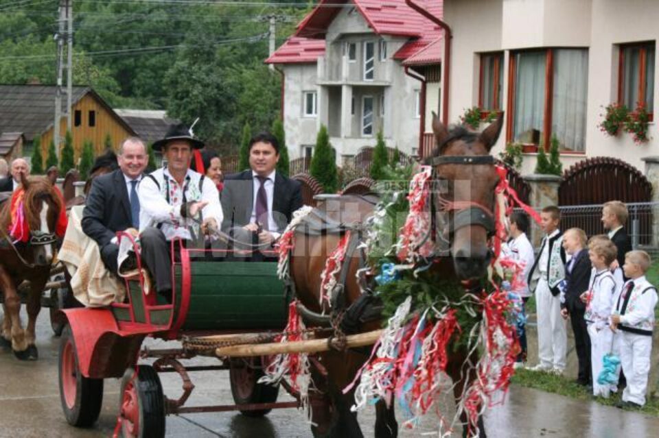 Ambasadorul Poloniei la București a venit într-o caleașcă