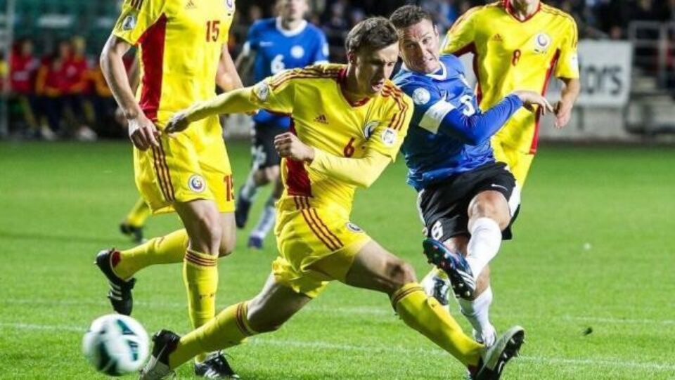 Pentru a atrage cât mai mulți spectatori, oficialii Federației Române de Fotbal au gândit un pachet de bilete cu discount