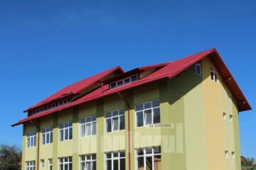 Deși este finalizată în proporție de 90%, noua grădiniță din Pătrăuți stă încuiată de mai bine de trei ani