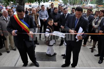 Bucurie și emoție la inaugurarea școlii din Pătrăuți
