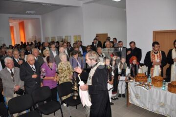 Școala din Pătrăuți, inaugurată în prezența foștilor dascăli și elevi