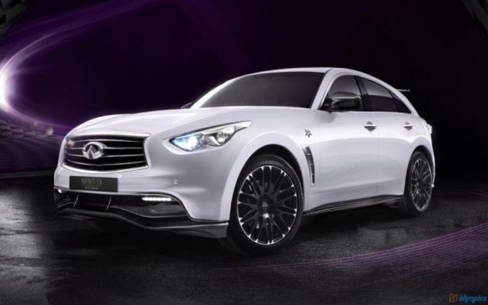 Infiniti va produce sportivul SUV FX Sebastian Vettel