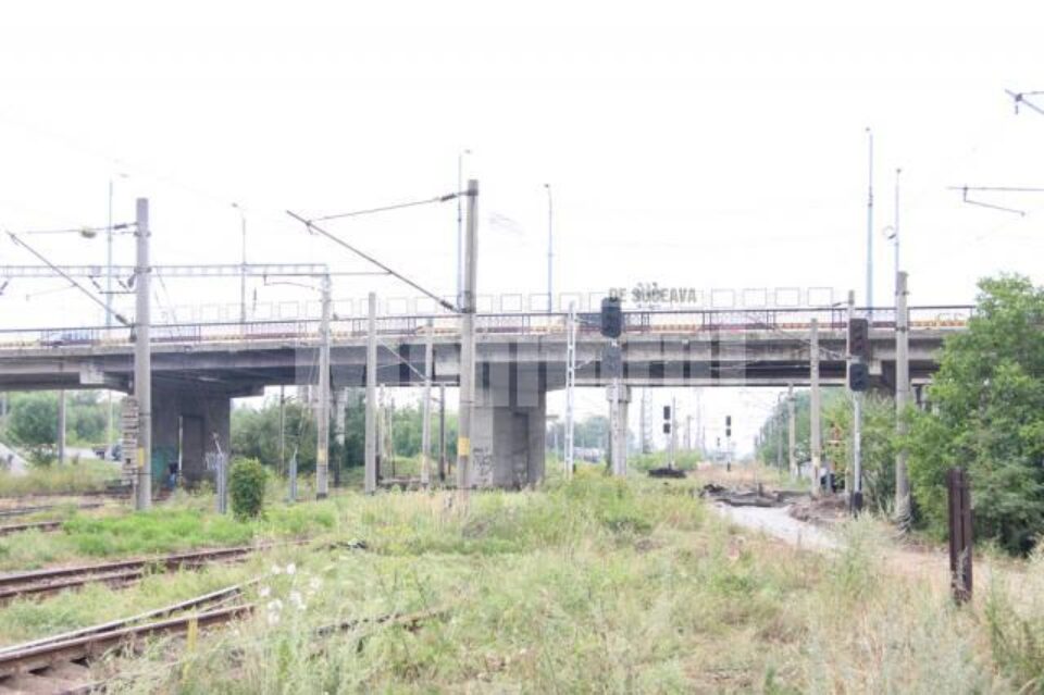 Pasarela CFR de la Burdujeni va intra în lucru de vineri