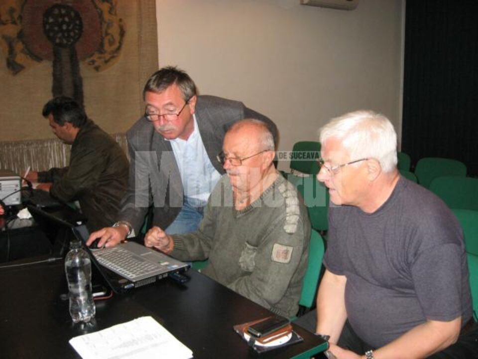 Jurizare Salon Artă Fotografică „Bucovina Mileniul III”