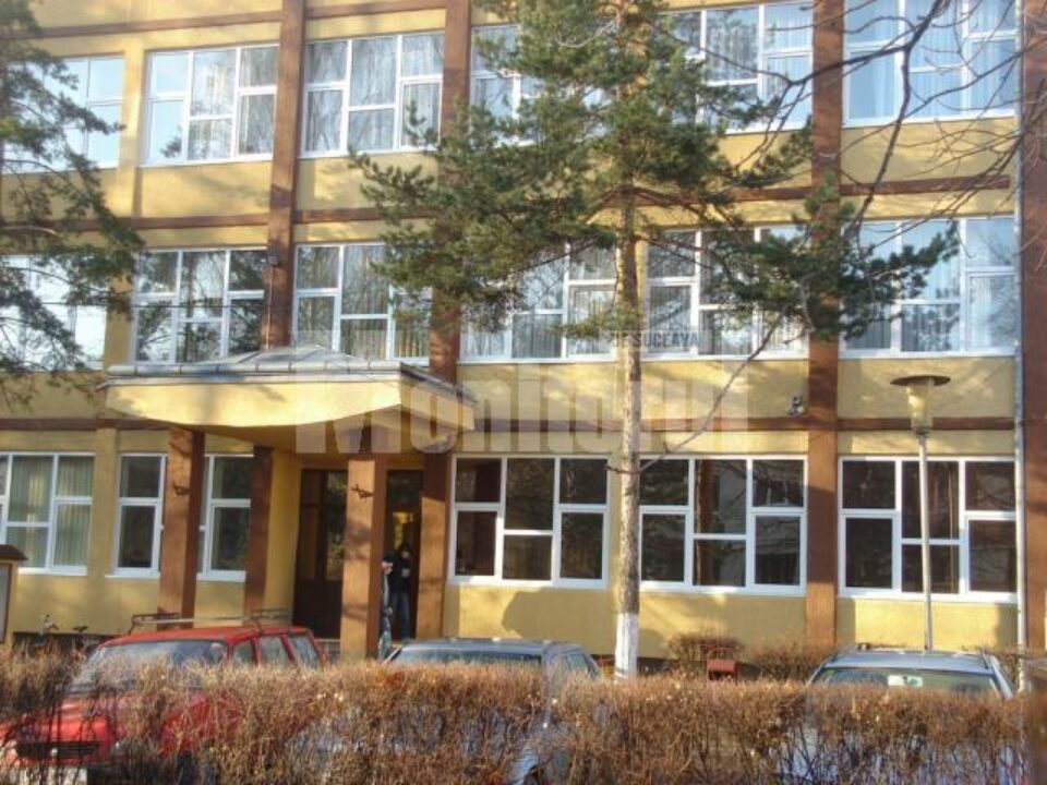 Asupra unui agent de pază de la Colegiul Național de Informatică „Spiru Haret” a avut loc o agresiune gravă