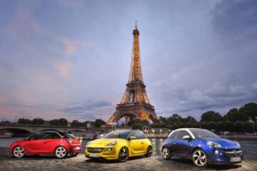 Opel prezintă la Paris prima colecție de modele Adam