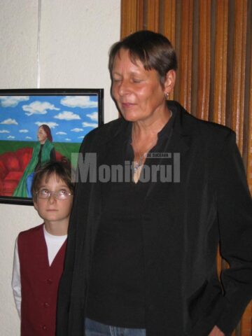 „Un univers cvasiexpresionist al culorii și al ideilor”