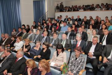 Invitati prezenti la deschiderea oficiala a anului academic la USV