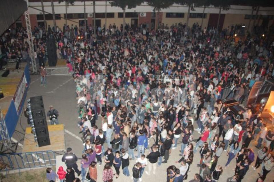 Mii de studenți au participat la concertul organizat la deschiderea anului universitar