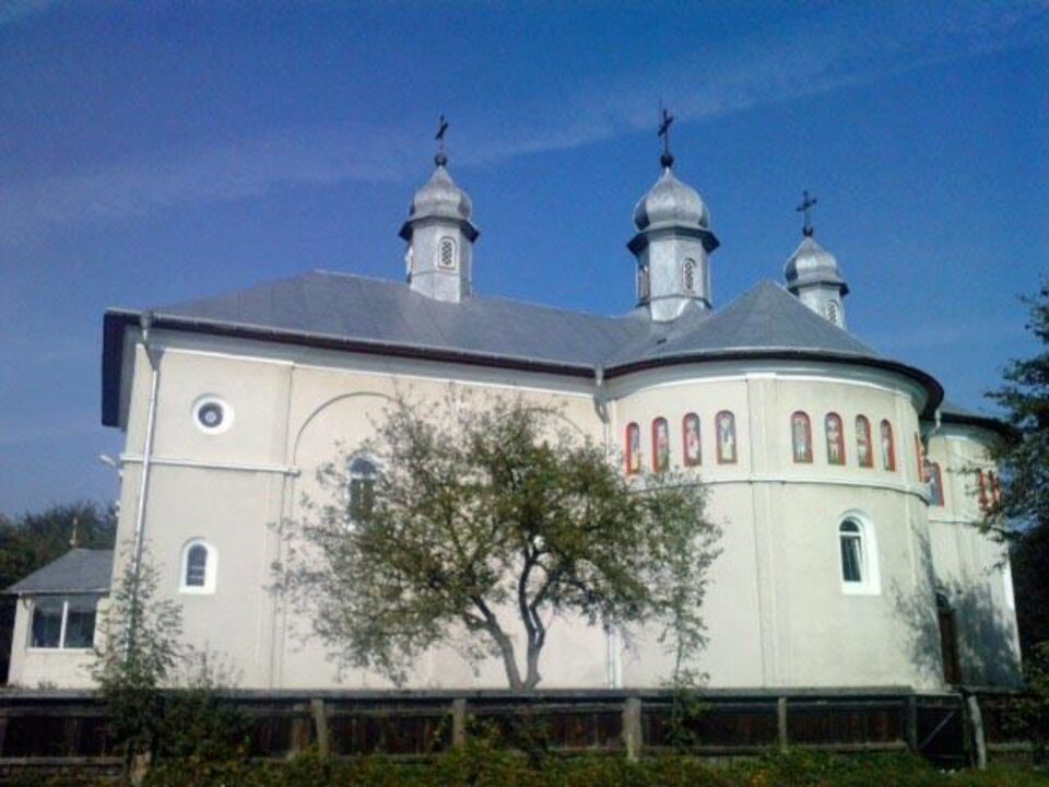 Biserica parohială Bălcăuți, închinată Acoperământului Maicii Domnului