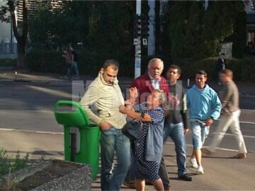 Scenele de violenta din fata Politiei municipiului Suceava