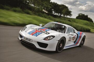 Porsche 918 Spyder va costa peste 760.000 de euro