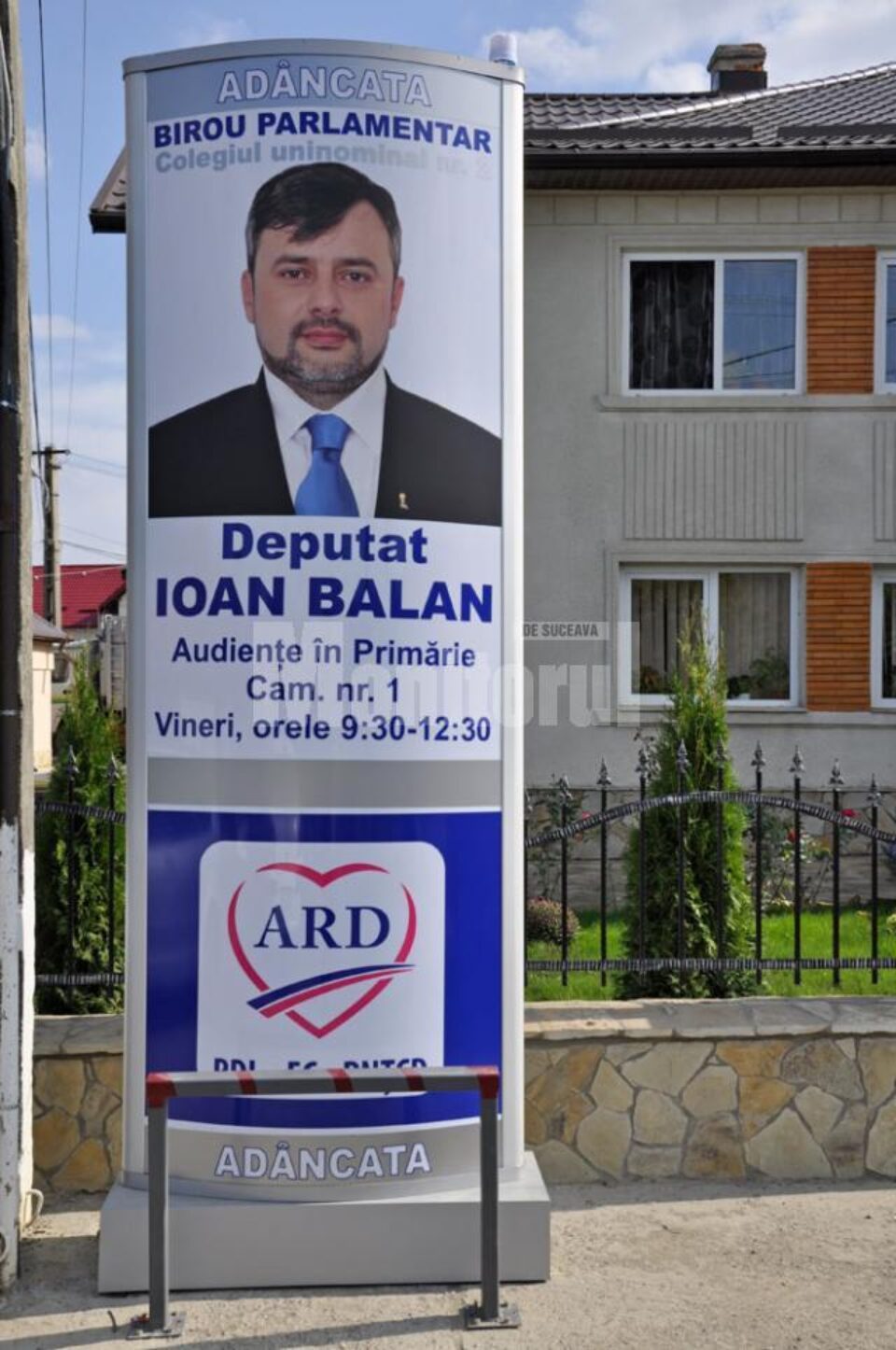 Noul cabinet parlamentar se afla in sediul primariei din Adancata