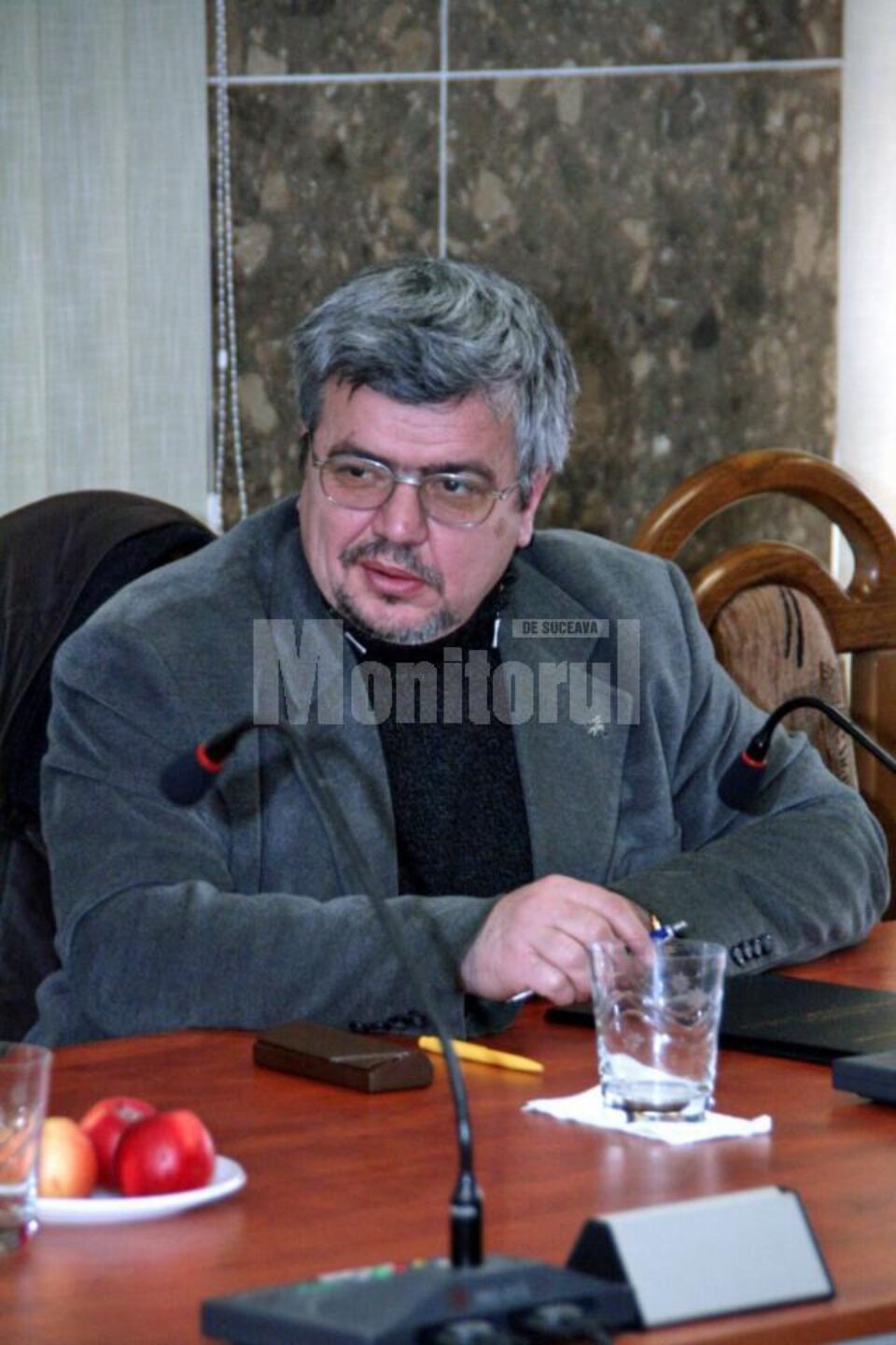 Corneliu Vornicu îl înlocuiește în funcție pe Ioan Corjuc, cel care a ocupat funcția în perioada în care la putere se afla PDL Corneliu Vornicu îl înlocuiește în funcție pe Ioan Corjuc, cel care a ocupat funcția în perioada în care la putere se afla PDL
