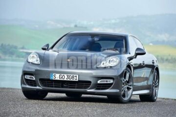 Porsche Panamera Turbo S, limuzina lux cu performanțe de supercar