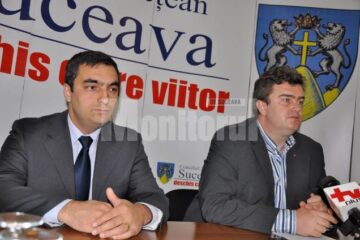 Directorul Camerei de Comerț și Industrie Suceava, Lucian Gheorghiu, și președintele CJ Suceava, Cătălin Nechifor