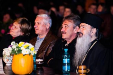 Ecou de la Gura Humorului ce răsună din glasul Bucovinei, din cântecele lui Alexandru Brădățan. Foto: George Checheriță