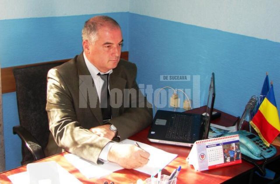 Poliția municipiului Câmpulung Moldovenesc are, începând de luni, un nou comandant, subcomisarul Vasile Reabschi