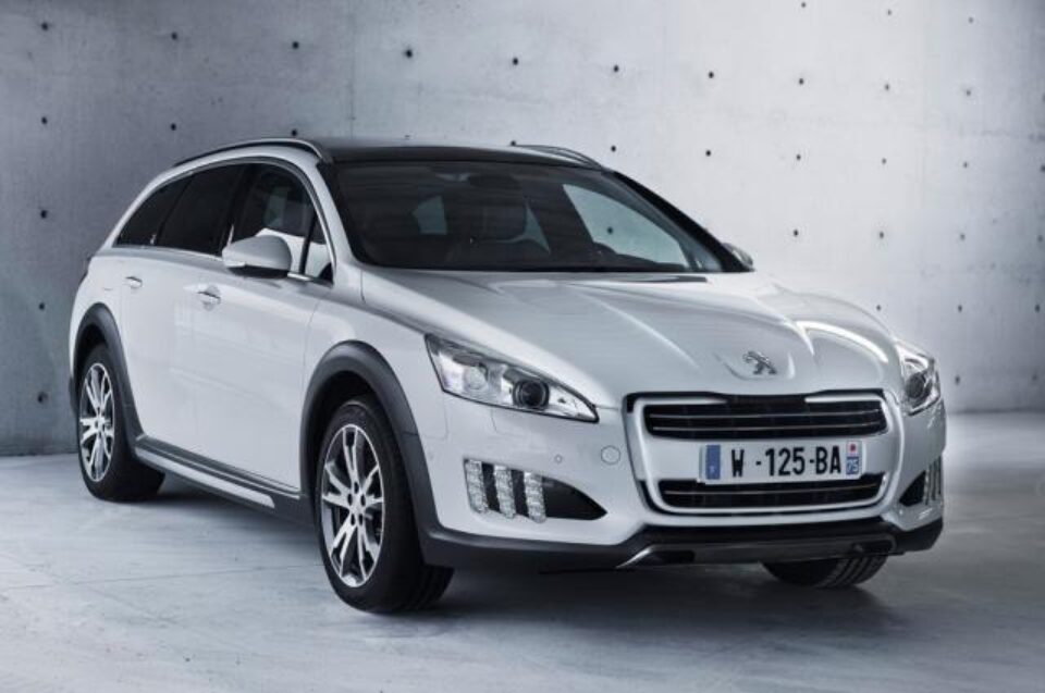 Peugeot 508 RXH, aventurier cu tehnologie hibridă